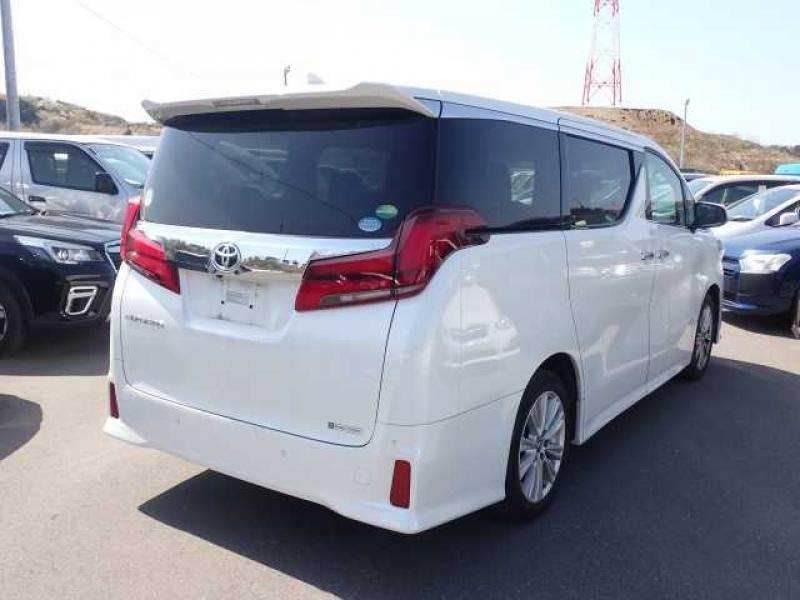 Toyota Alphard 2019